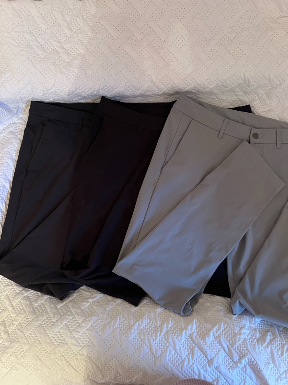 Pending - Lululemon athletica Men's ABC Pant Classic Fit - lot of 3, size 34x32